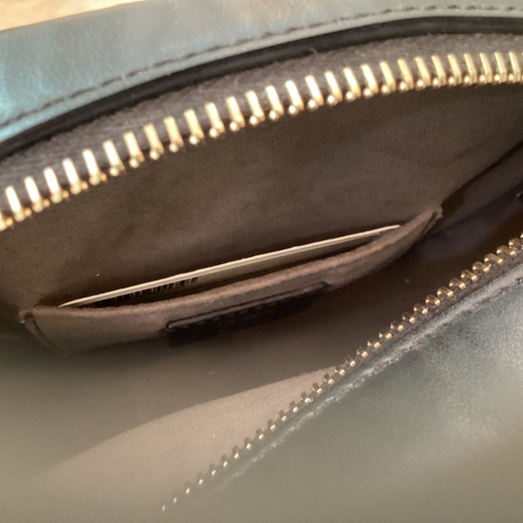 FENDI black leather camera bag - Picture 8 of 16